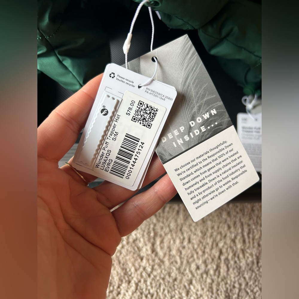 NWT Wunder Puff Trapper Hat in Everglade Green size Small/medium - Picture 7 of 9